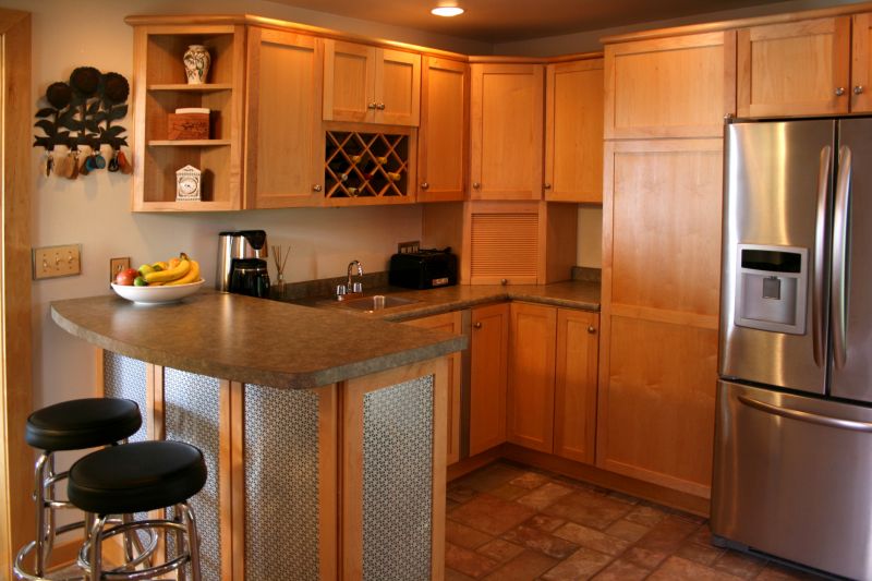 Cabinet Refacing and Refinishing